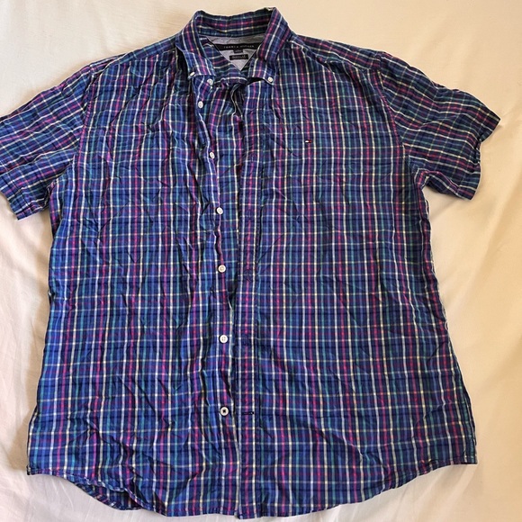 Tommy Hilfiger Men's Blue Plaid button up Shirt - Picture 1 of 3